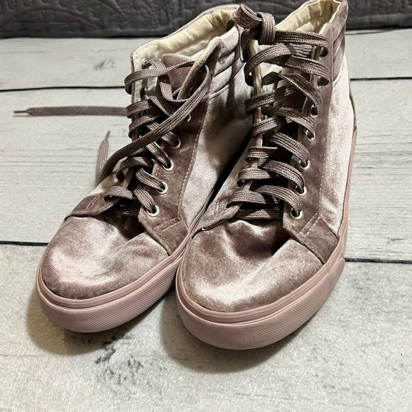 Old Navy Lilac Velvet High Top Sneaker Shoes - Picture 2 of 3